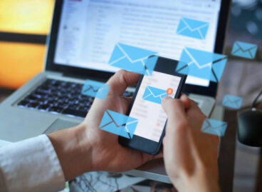 email marketing concept, person reading e-mail on smartphone, receive new message